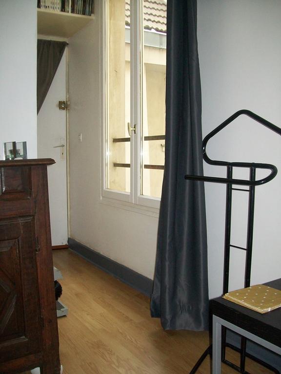 Chambre D'Hote Des Artistes Paříž Pokoj fotografie